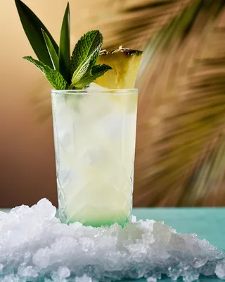 Emerald Swizzle in a Collins glass
