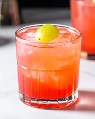 Enzoni in a rocks glass