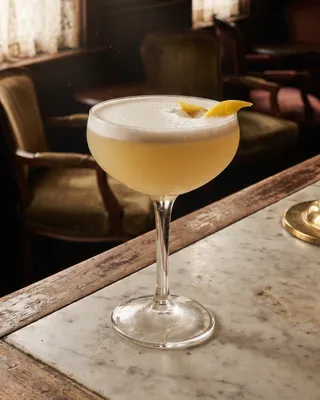 Earl Grey No. 2 in a coupe with lemon