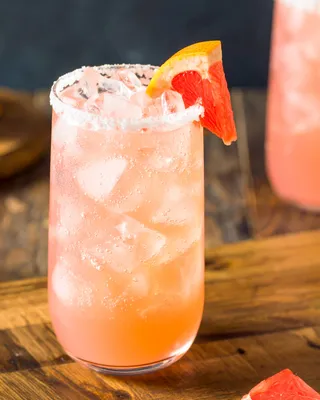 Modern Paloma in a highball glass