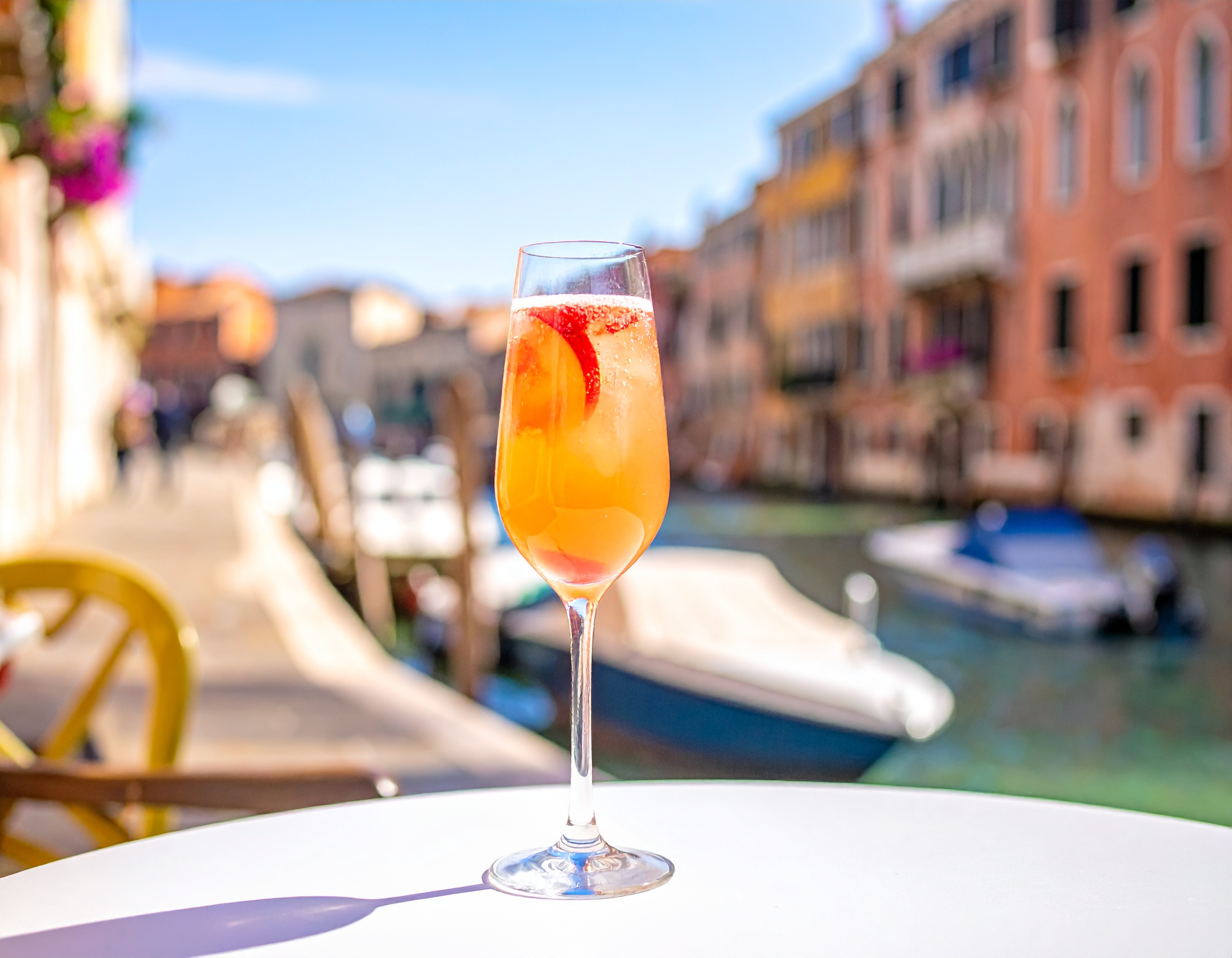 Bellini in a champagne flute