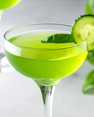 Emerald Gimlet in a coupe
