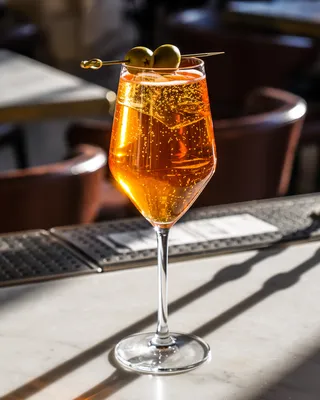 Vermouth Spritz in a wine glass