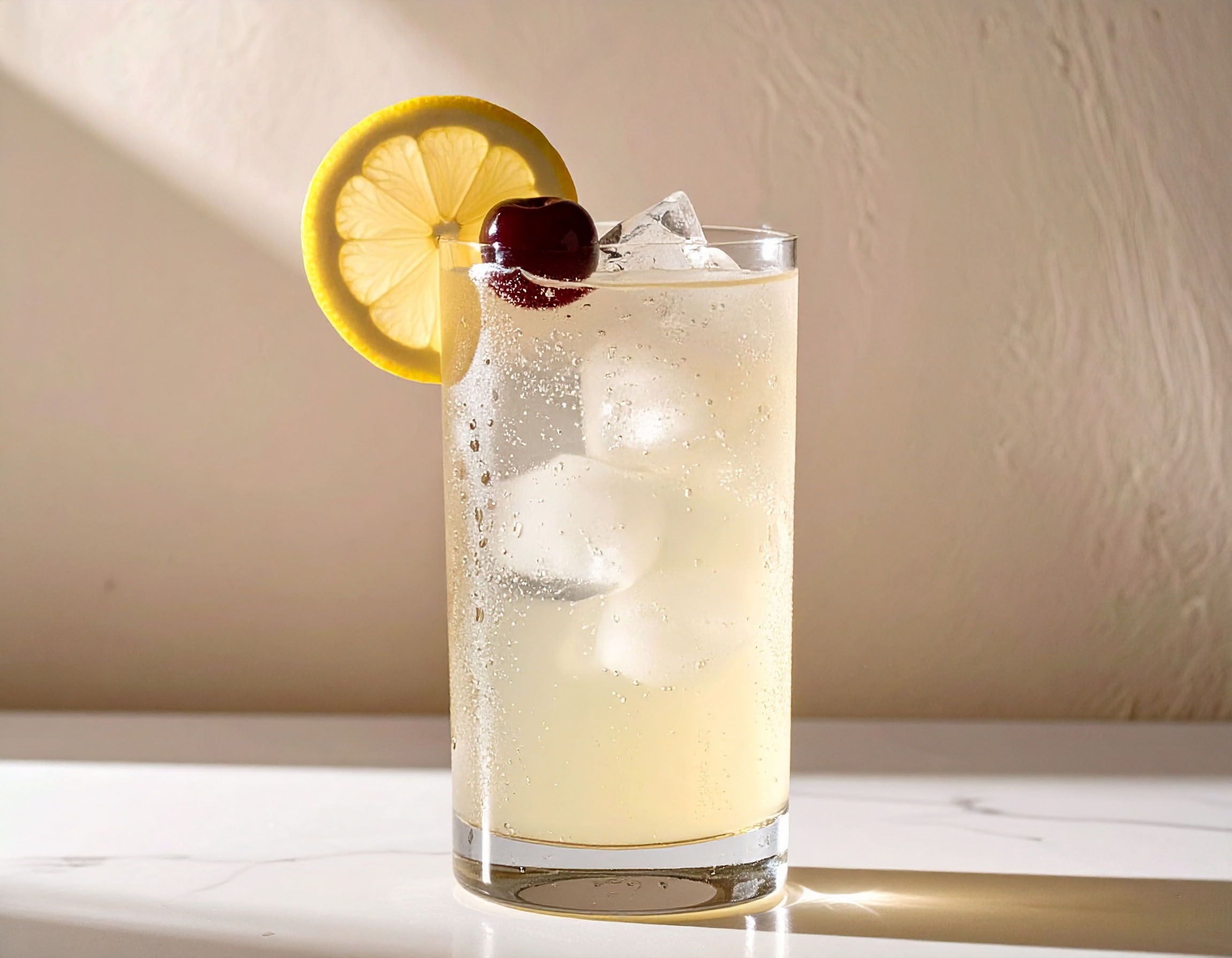 Tom Collins in a Collins glass