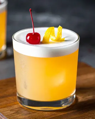 Amaretto Sour in a rocks glass