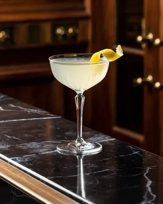 Corpse Reviver #2 in a coupe