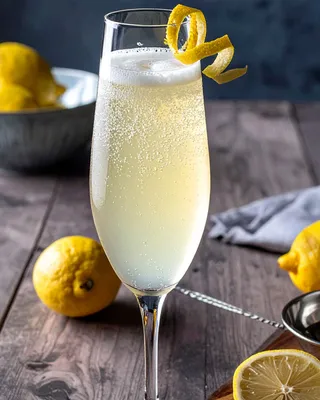 French 75 in a Champagne flute